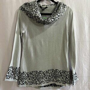 Briggs Petite Silver Knit Sweater Top Size PS – Patterned Cowl Neck Long Sleeve